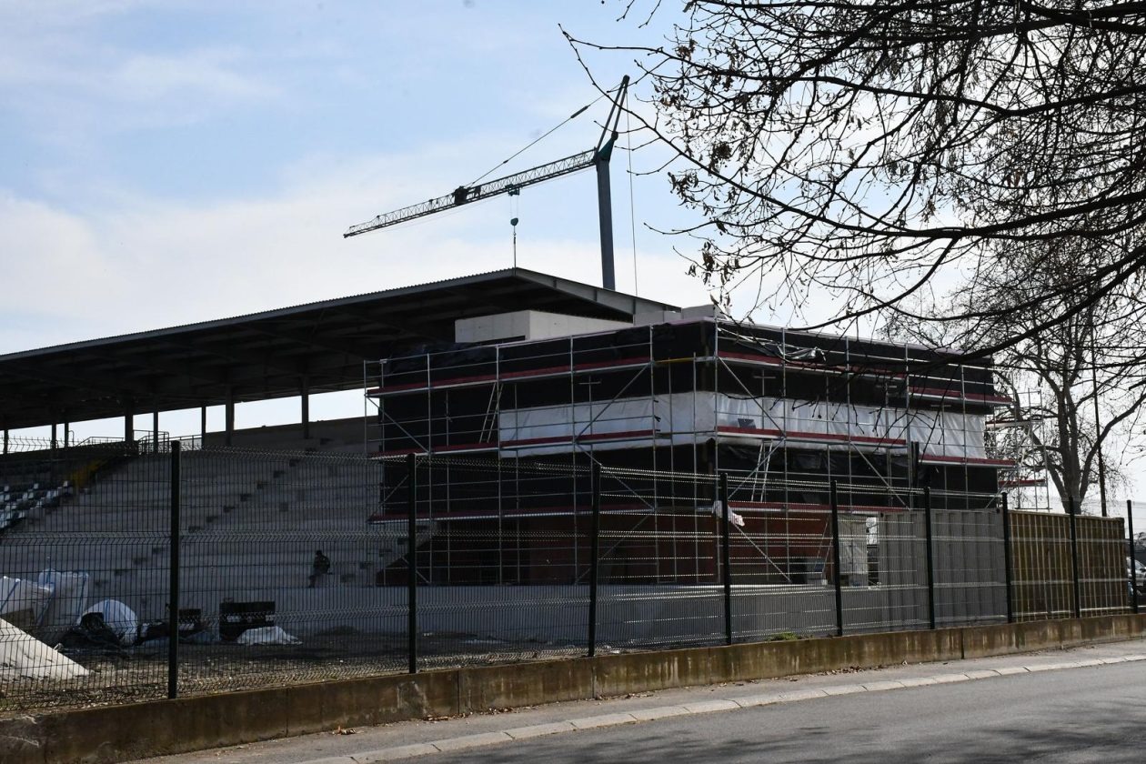 Radovi na južnoj tribini stadiona kraj save