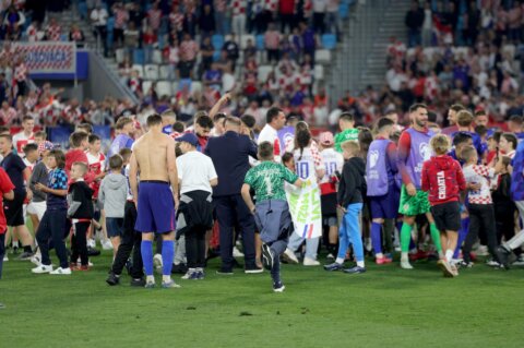 Osijek: Slavlje Hrvatske na stadionu nakon pobjede nad Češkom rezultatom 5:1