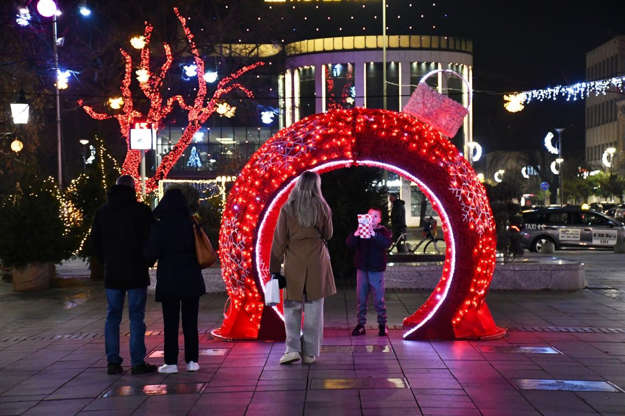 Advent u Slavonskom Brodu 2025.