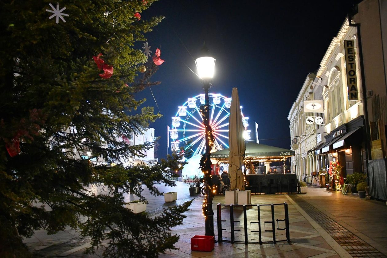 Advent u Slavonskom Brodu 2025.