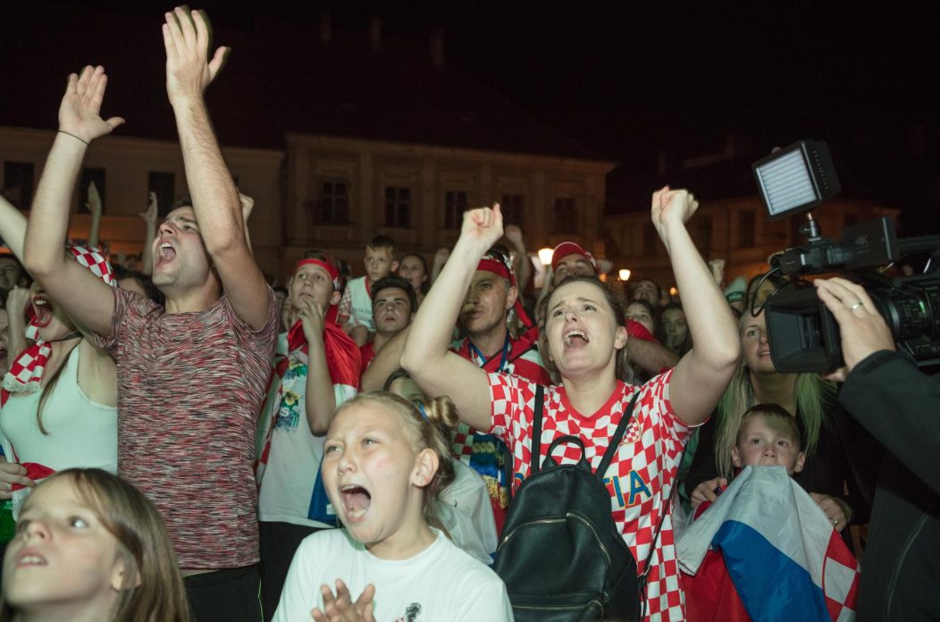 Osijek: Slavlje navijača nakon ulazka u finale Svjetskog prvenstva