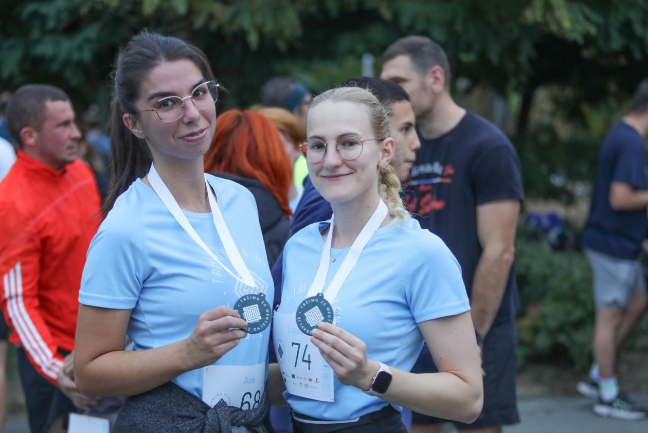 U Osijeku održana utrka “Trčimo za mentalno zdravlje” U Osijeku održana utrka “Trčimo za mentalno zdravlje”