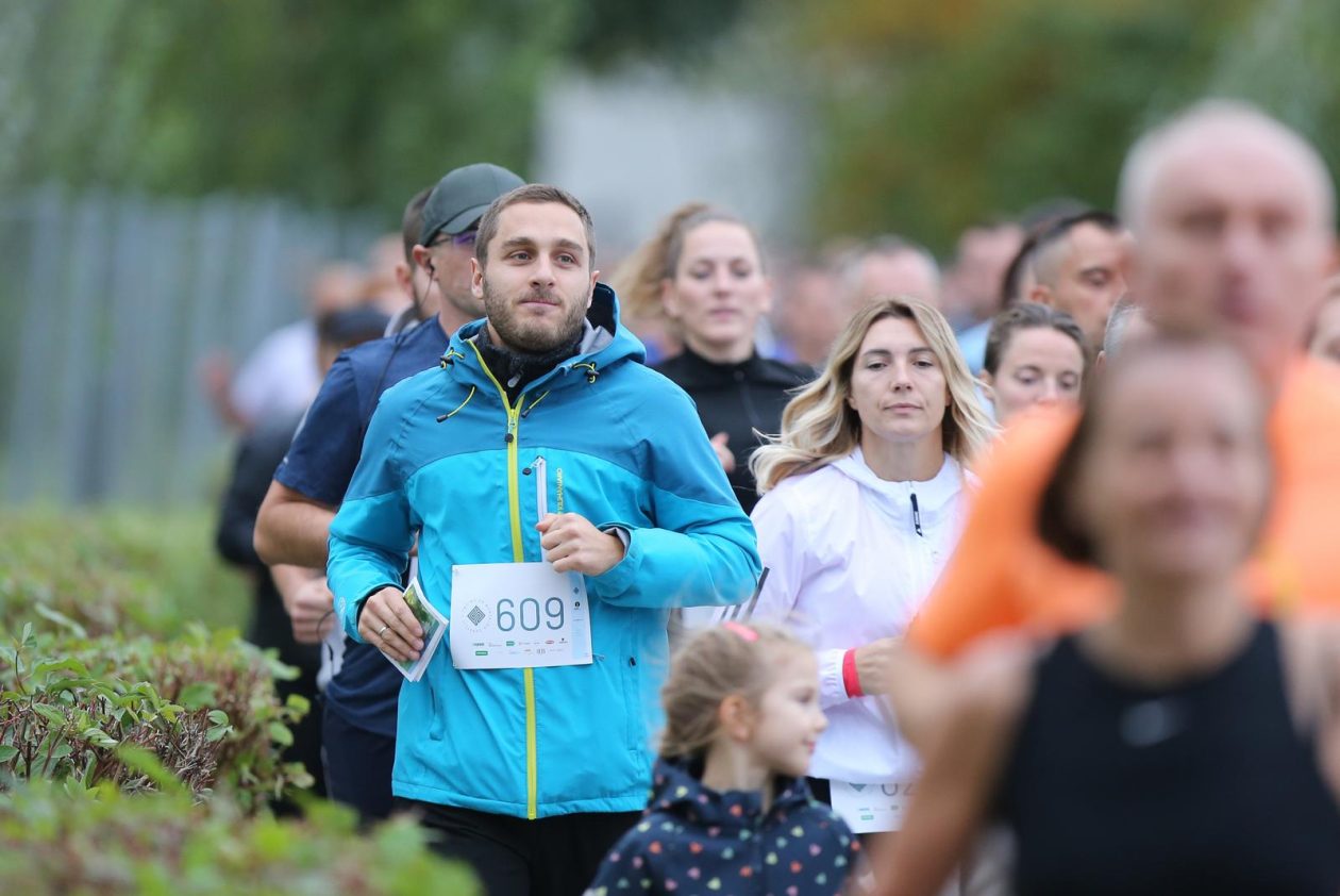 U Osijeku održana utrka “Trčimo za mentalno zdravlje” U Osijeku održana utrka “Trčimo za mentalno zdravlje”