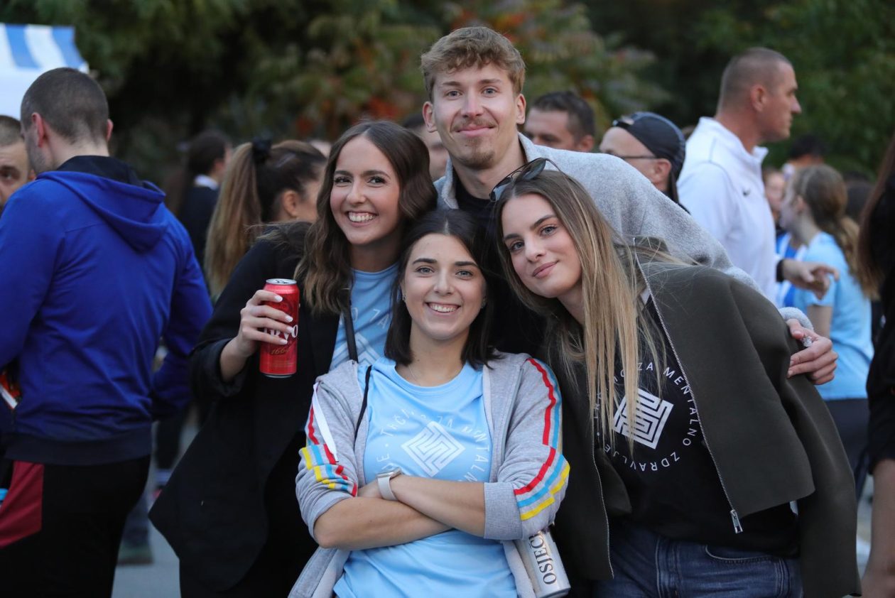 U Osijeku održana utrka “Trčimo za mentalno zdravlje” U Osijeku održana utrka “Trčimo za mentalno zdravlje”