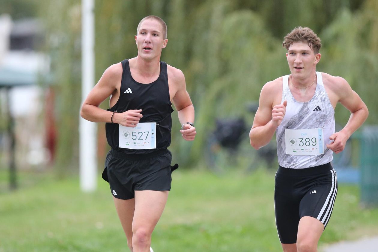 U Osijeku održana utrka “Trčimo za mentalno zdravlje” U Osijeku održana utrka “Trčimo za mentalno zdravlje”