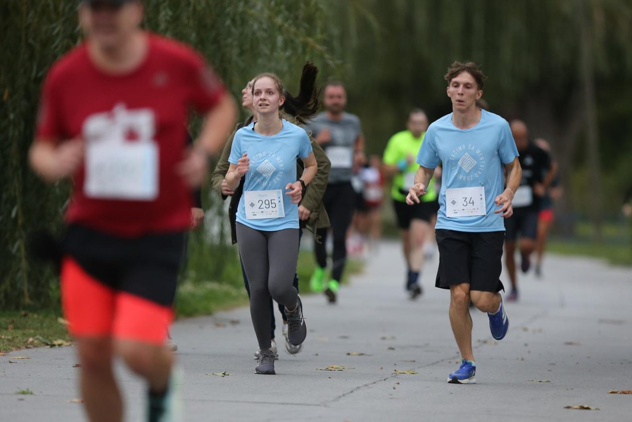 U Osijeku održana utrka “Trčimo za mentalno zdravlje” U Osijeku održana utrka “Trčimo za mentalno zdravlje”