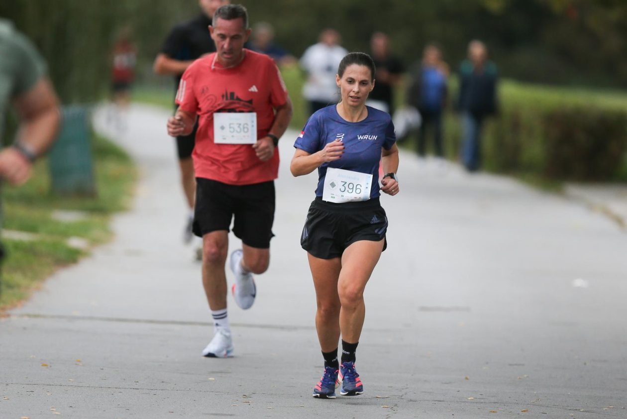 U Osijeku održana utrka “Trčimo za mentalno zdravlje” U Osijeku održana utrka “Trčimo za mentalno zdravlje”