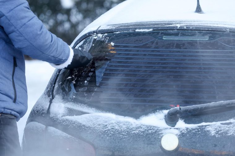snijeg led šajba odmrzavanje
