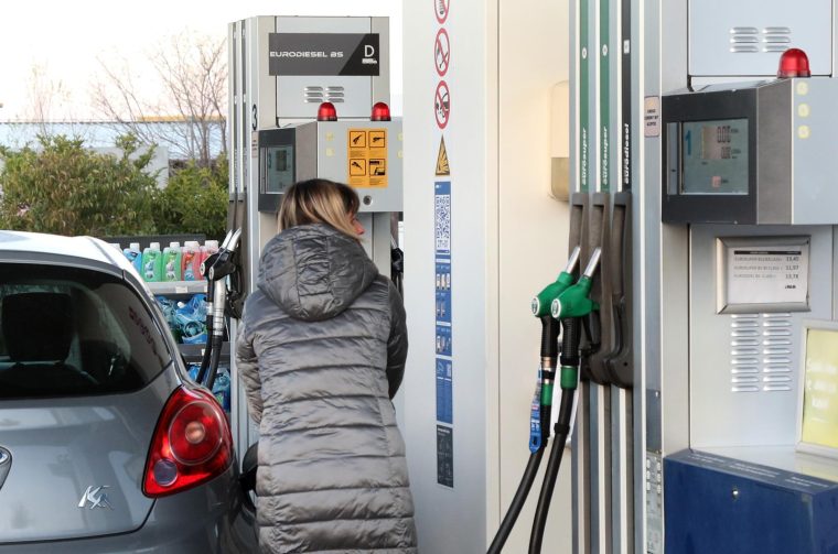 točenje goriva točenje goriva