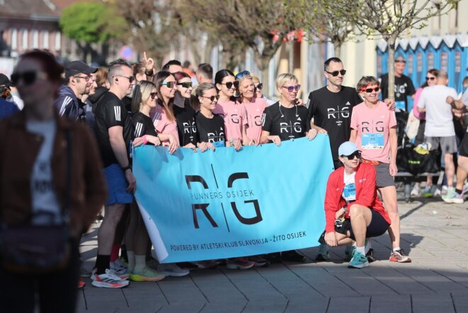 Startao 21. Osječki Ferivi polumaraton Startao 21. Osječki Ferivi polumaraton