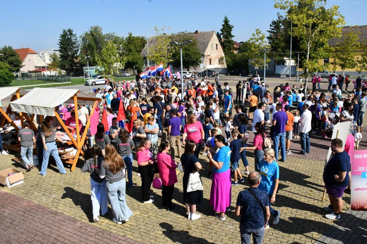 Hod za život Slavonski Brod Hod za život Slavonski Brod