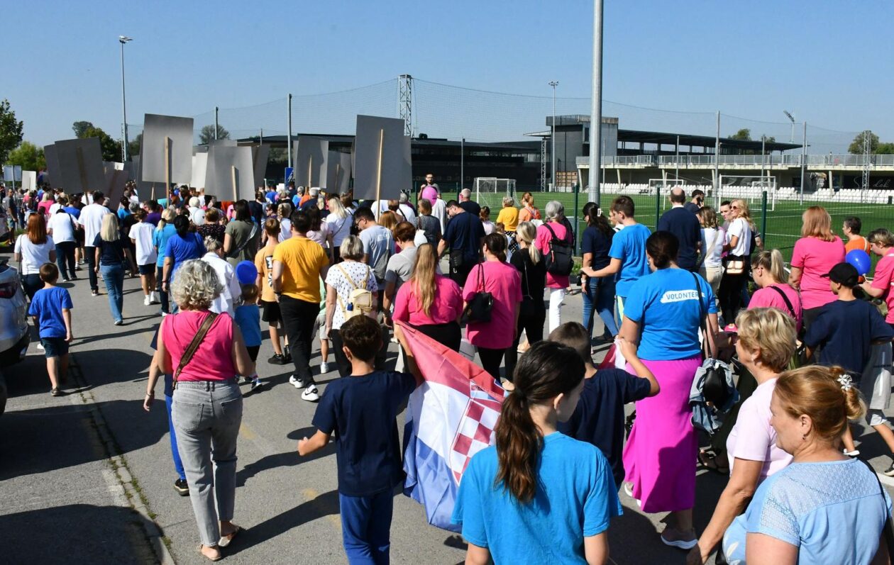 Hod za život Slavonski Brod Hod za život Slavonski Brod