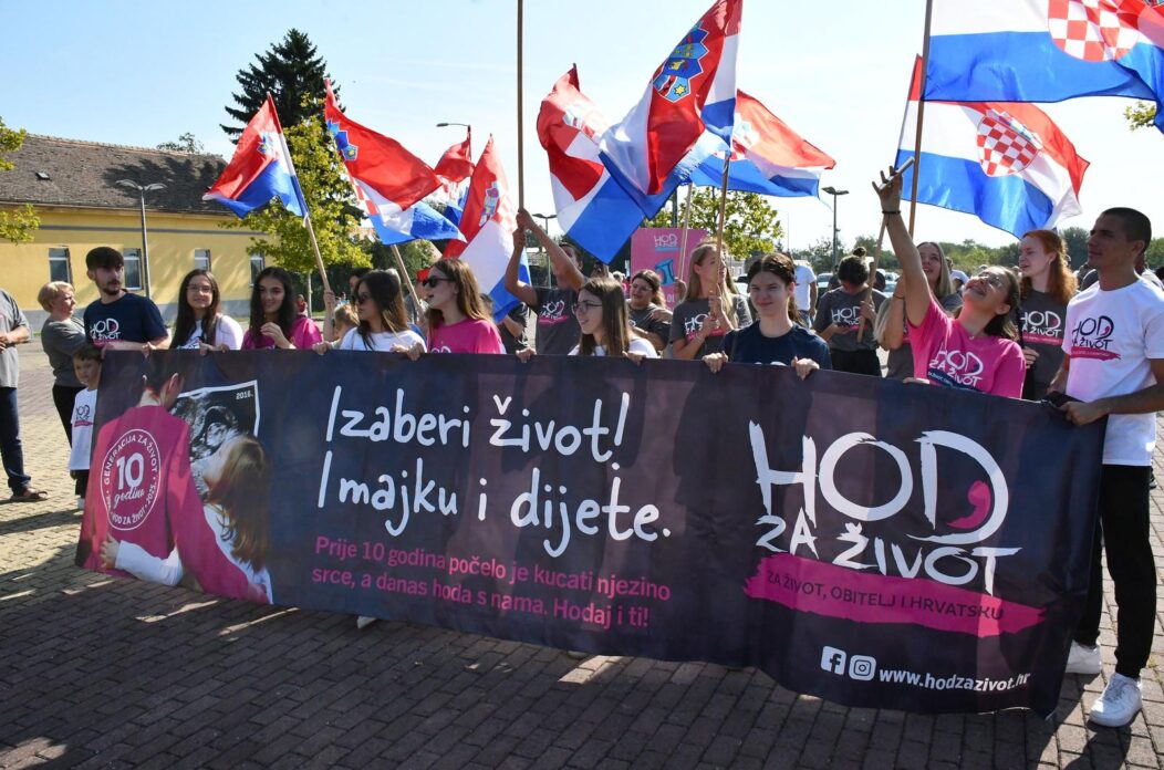 Hod za život Slavonski Brod Hod za život Slavonski Brod