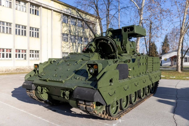 Bradley u našičkoj vojarni