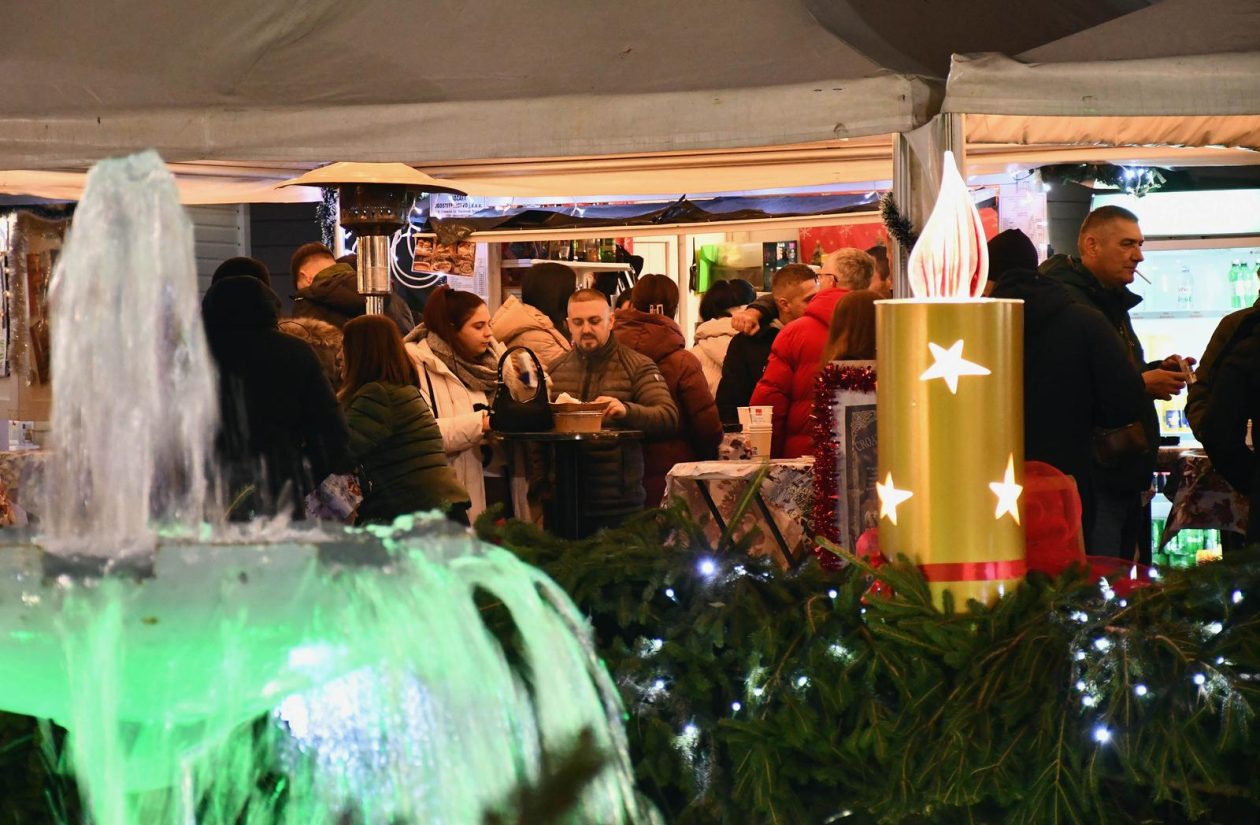 Advent u Slavonskom Brodu 2025.