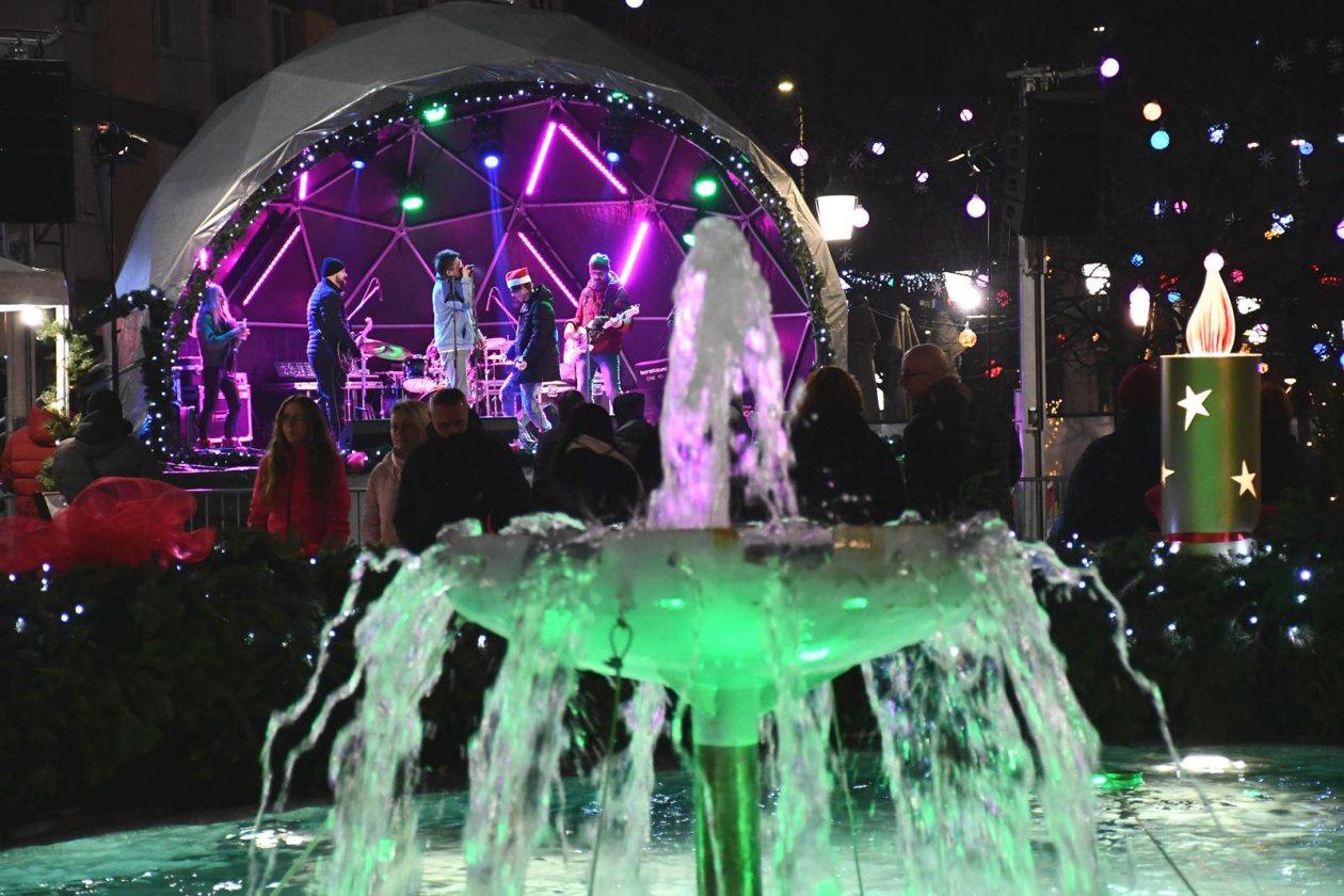 Advent u Slavonskom Brodu 2025.