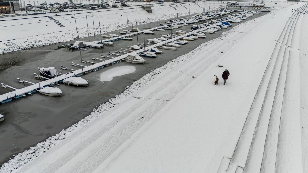 pogled iz zraka nad osijek pod snijegom