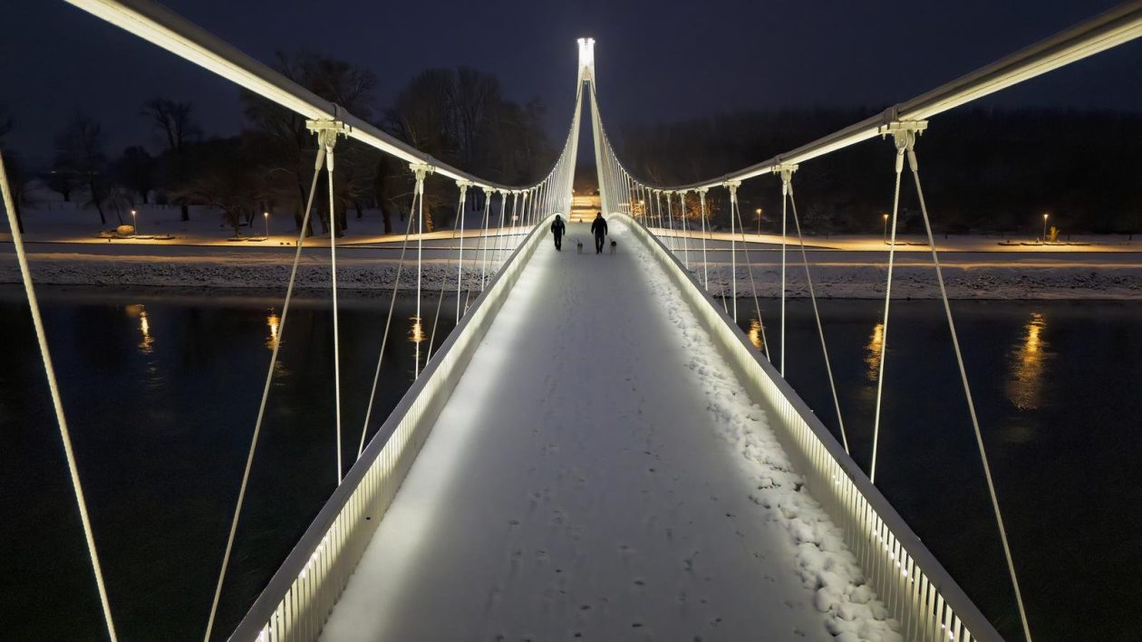 pogled iz zraka nad osijek pod snijegom