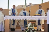 Misno slavlje u svetištu Gospe od Utočišta u Aljmašu na blagdan Velike Gospe Misno slavlje u svetištu Gospe od Utočišta u Aljmašu na blagdan Velike Gospe