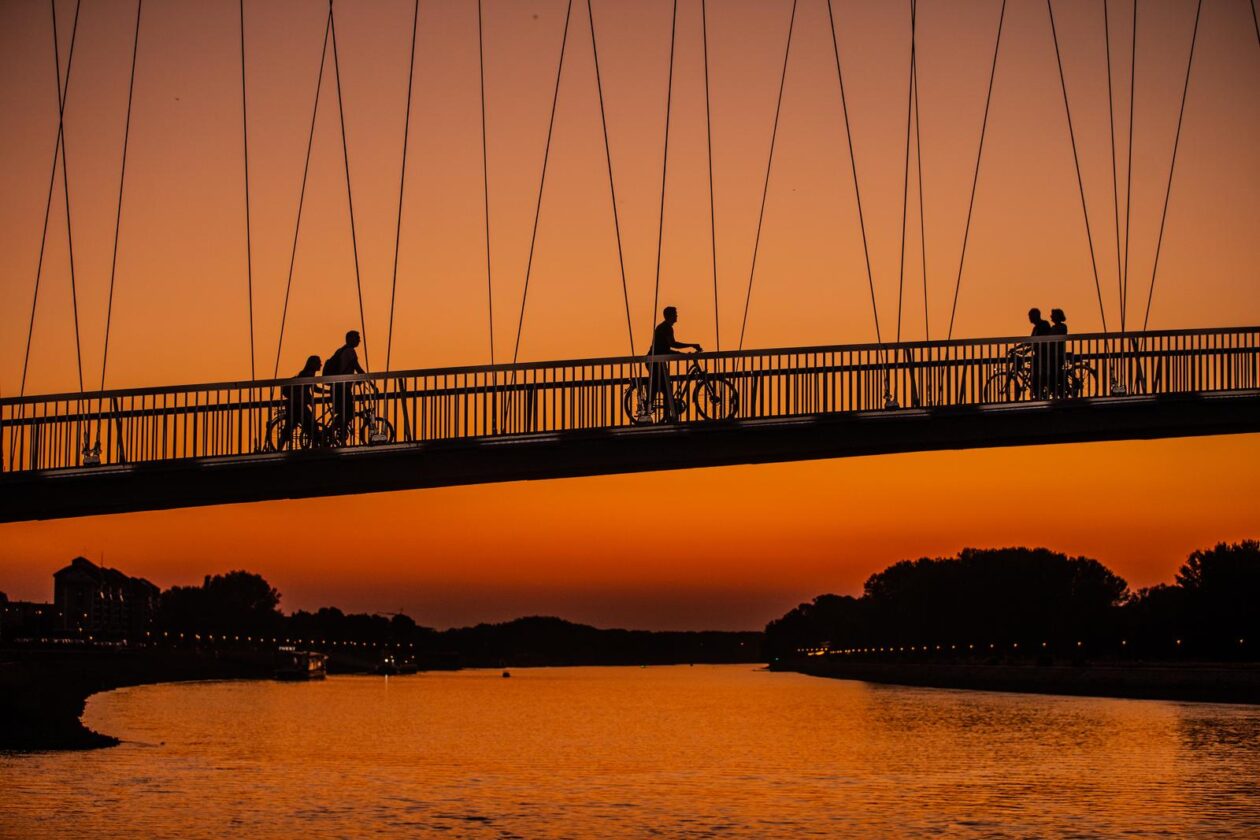 Osijek: Prekrasan zalazak sunca na Dravi Osijek: Prekrasan zalazak sunca na Dravi