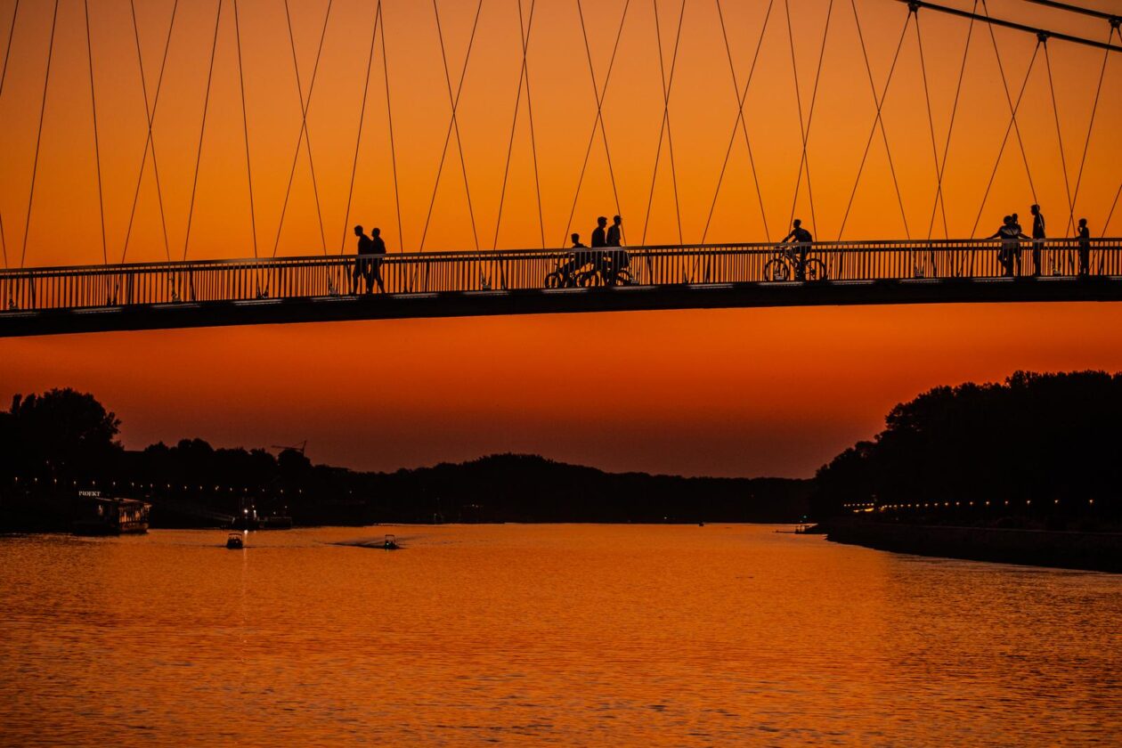 Osijek: Prekrasan zalazak sunca na Dravi Osijek: Prekrasan zalazak sunca na Dravi
