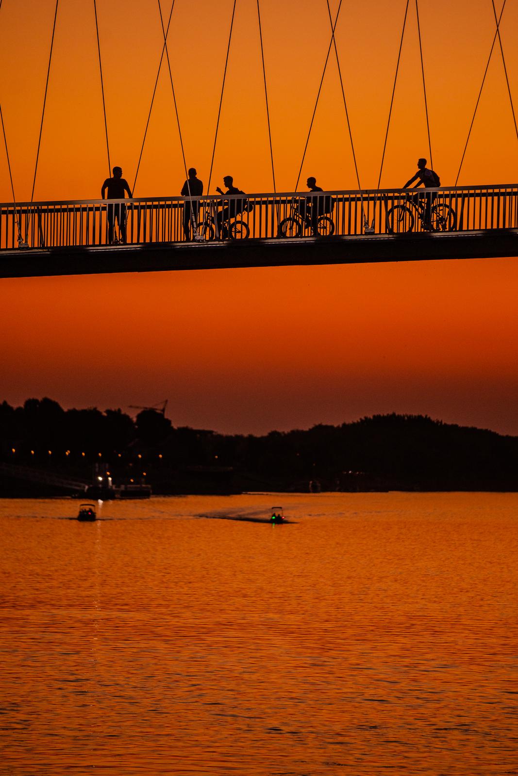 Osijek: Prekrasan zalazak sunca na Dravi Osijek: Prekrasan zalazak sunca na Dravi