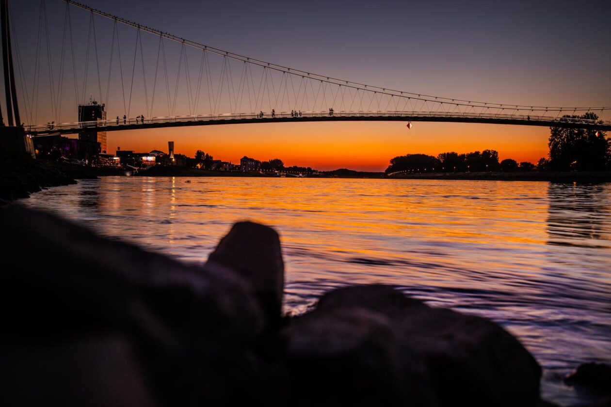 Osijek: Prekrasan zalazak sunca na Dravi Osijek: Prekrasan zalazak sunca na Dravi