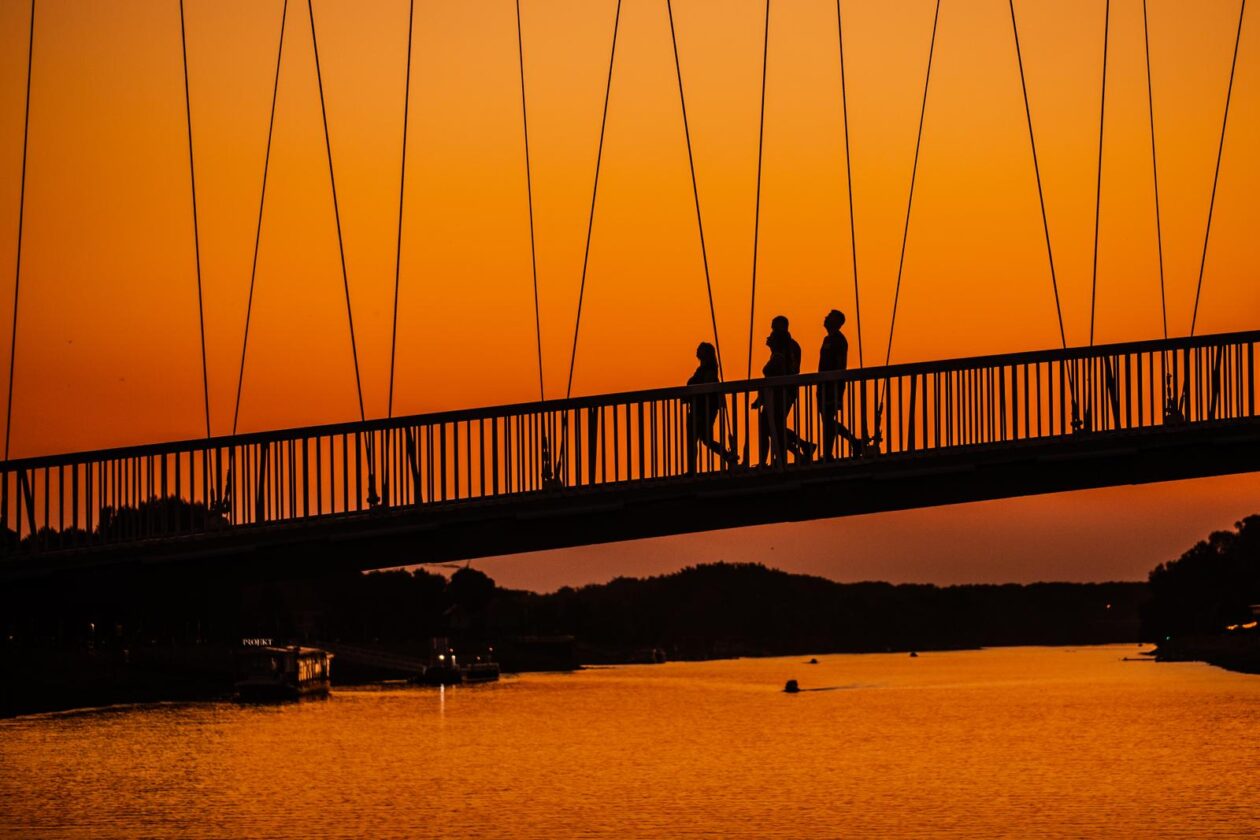 Osijek: Prekrasan zalazak sunca na Dravi Osijek: Prekrasan zalazak sunca na Dravi