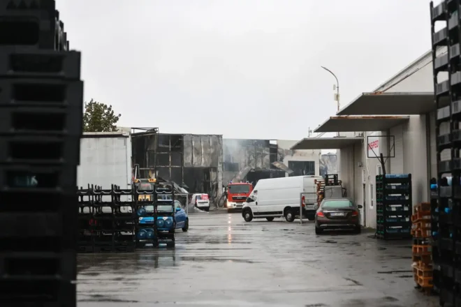 Izgorena skladišta u Osijeku