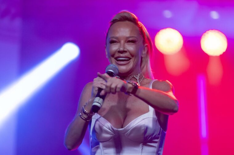 Koncert Maje Šuput na 60. Vinkovačkim jesenima