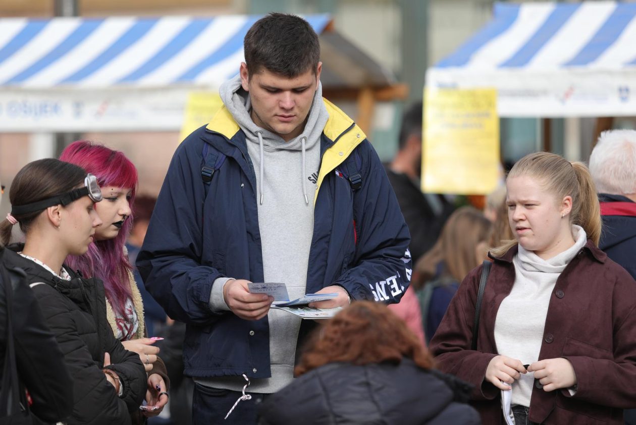 Akcija “Prošetajmo zajedno” Akcija “Prošetajmo zajedno”
