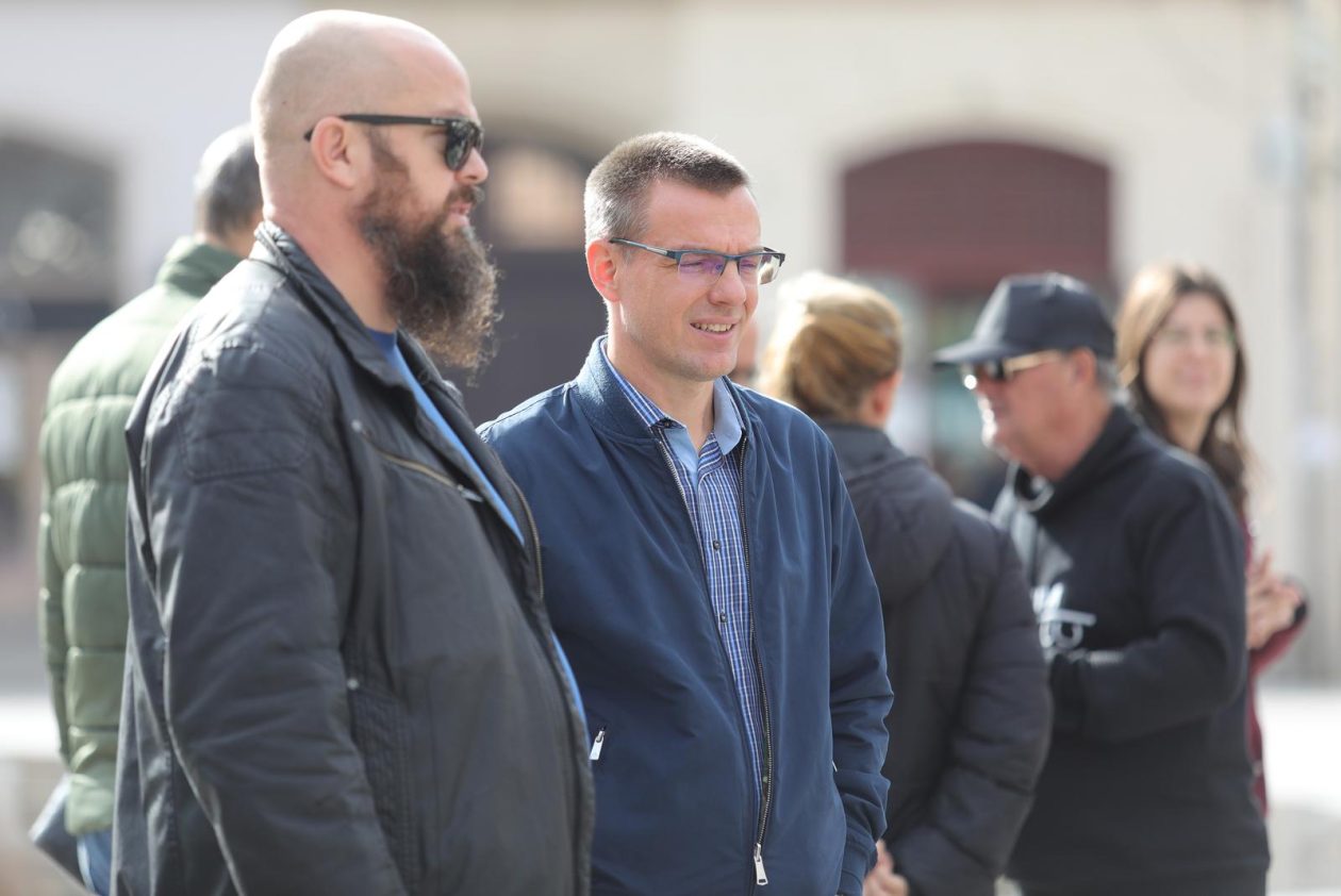 Osijek: Održana akcija “Prošetajmo zajedno” Osijek: Održana akcija “Prošetajmo zajedno”