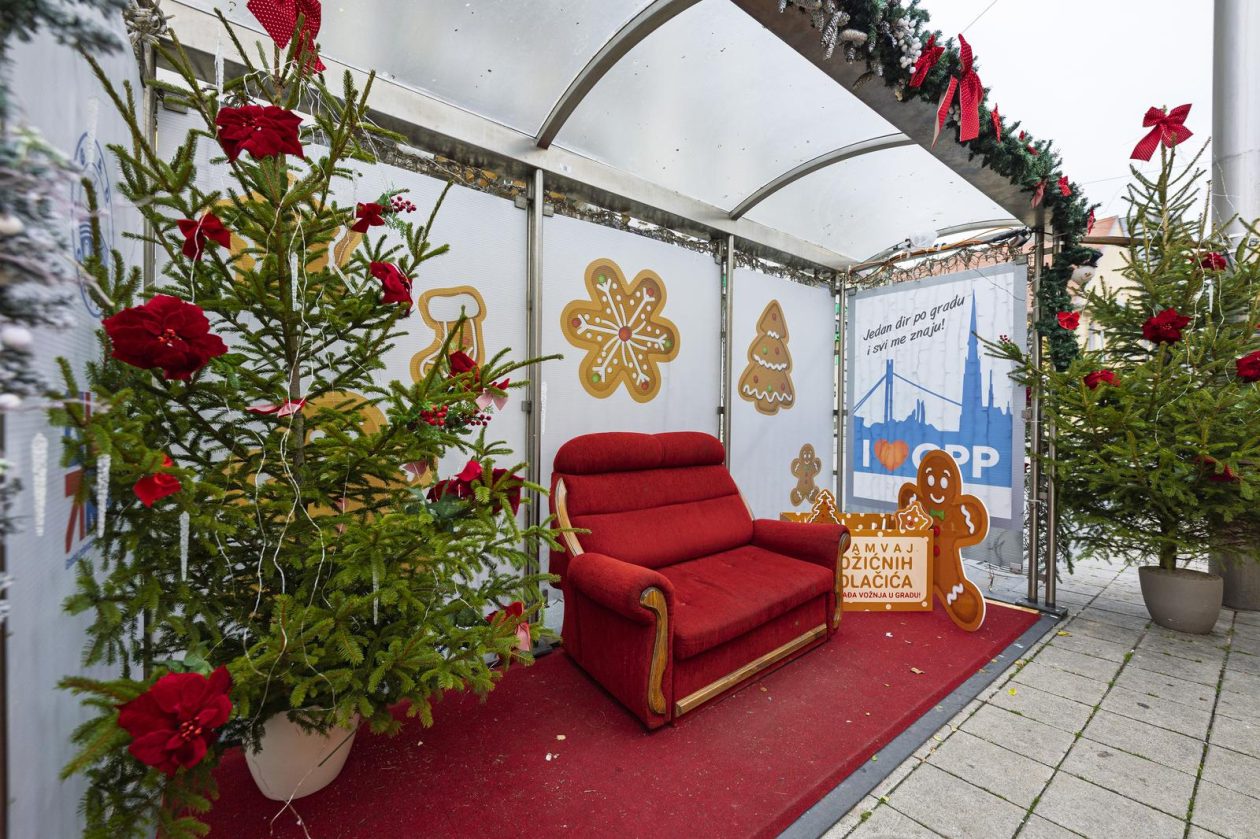 Božićni tramvaj 2025. Božićni tramvaj 2025.