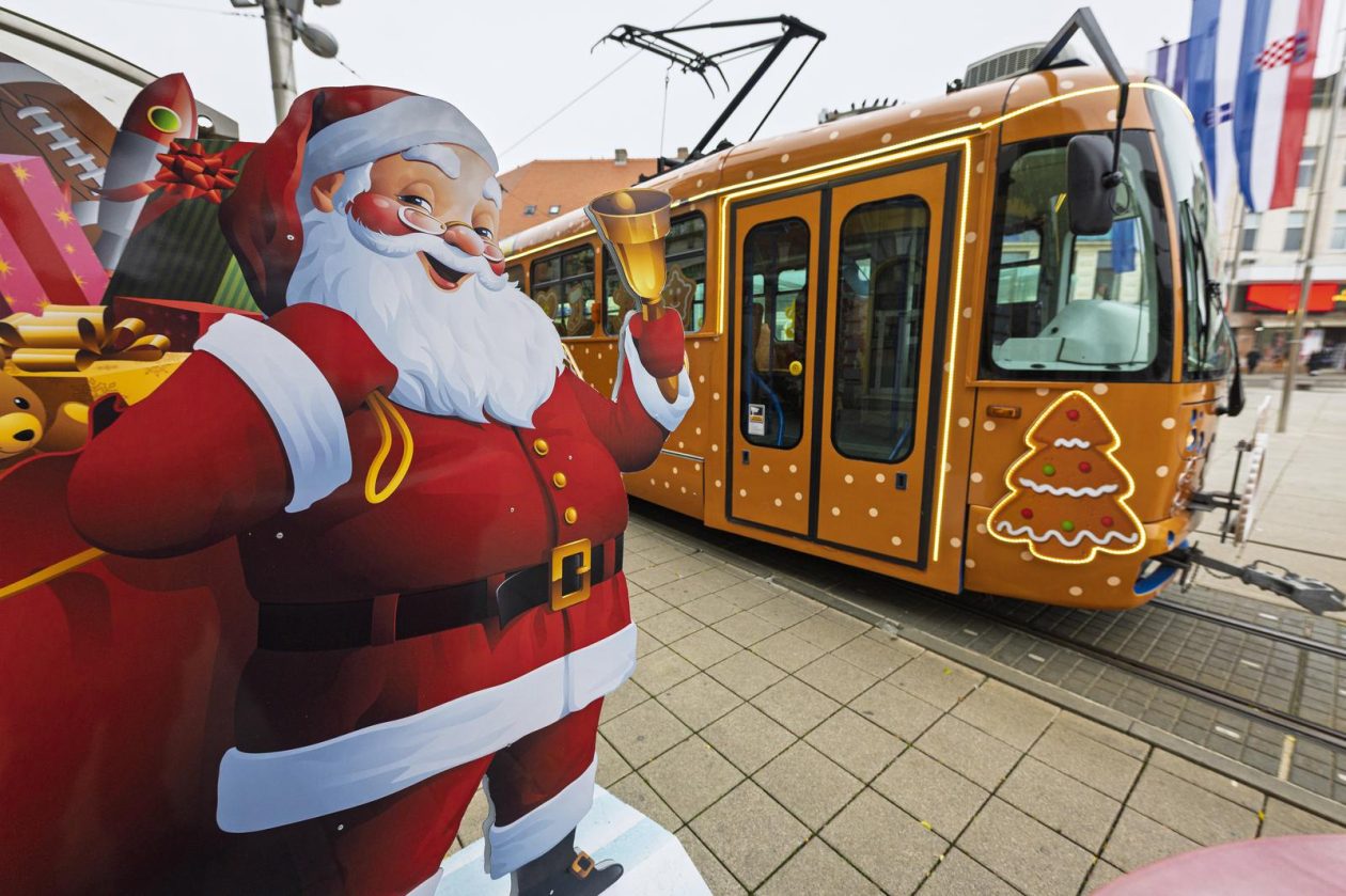 Božićni tramvaj 2025. Božićni tramvaj 2025.