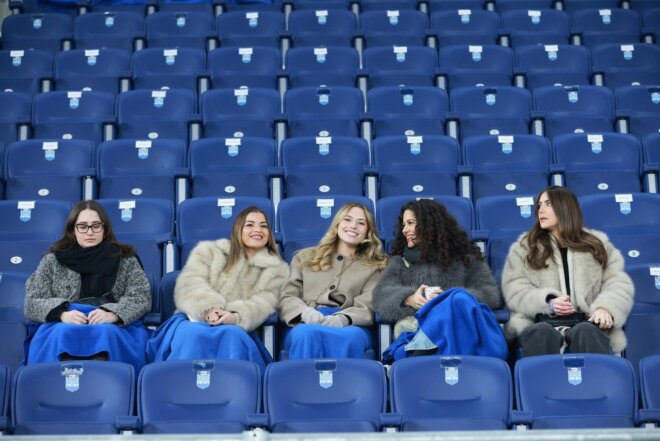 Navijači prate susret Osijeka i Rijeke