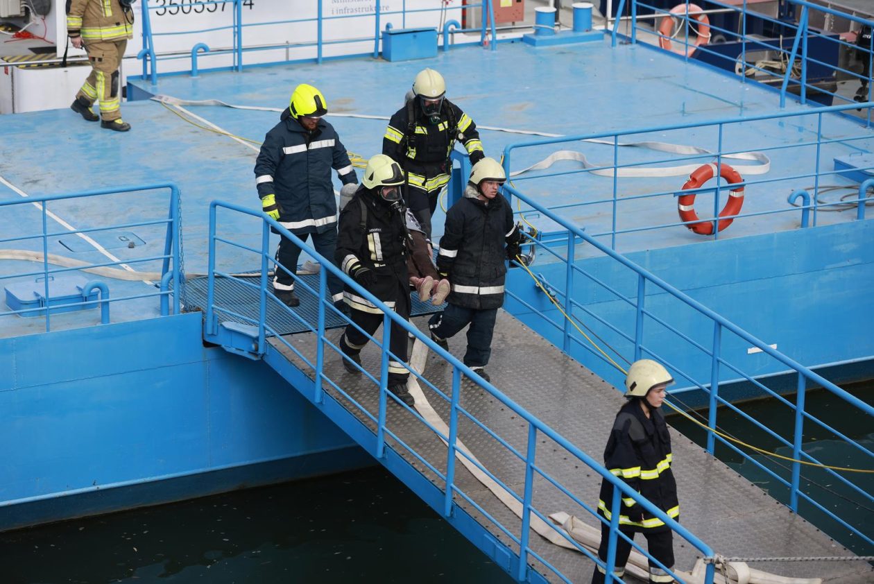 Aljmaš: Pokazna vježba civilne zaštite