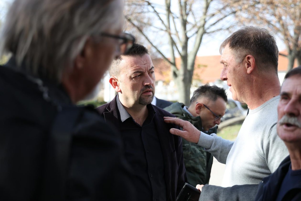 Vukovar: Otvorenje multimedijalne izložbe ratne fotografije “Vukovar 91”