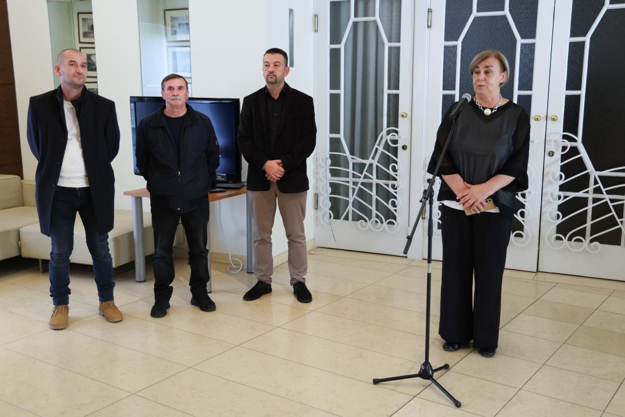 Vukovar: Otvorenje multimedijalne izložbe ratne fotografije “Vukovar 91”