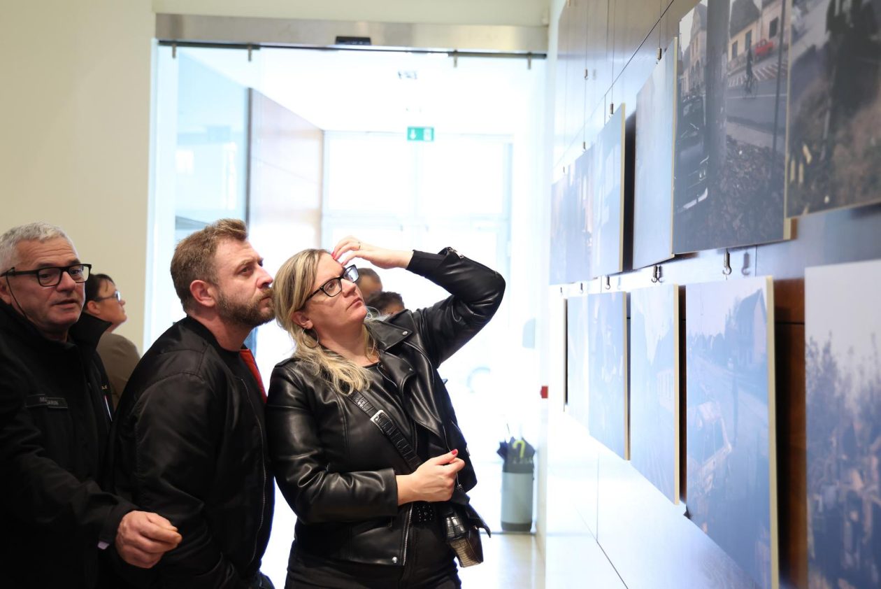 Vukovar: Otvorenje multimedijalne izložbe ratne fotografije “Vukovar 91”
