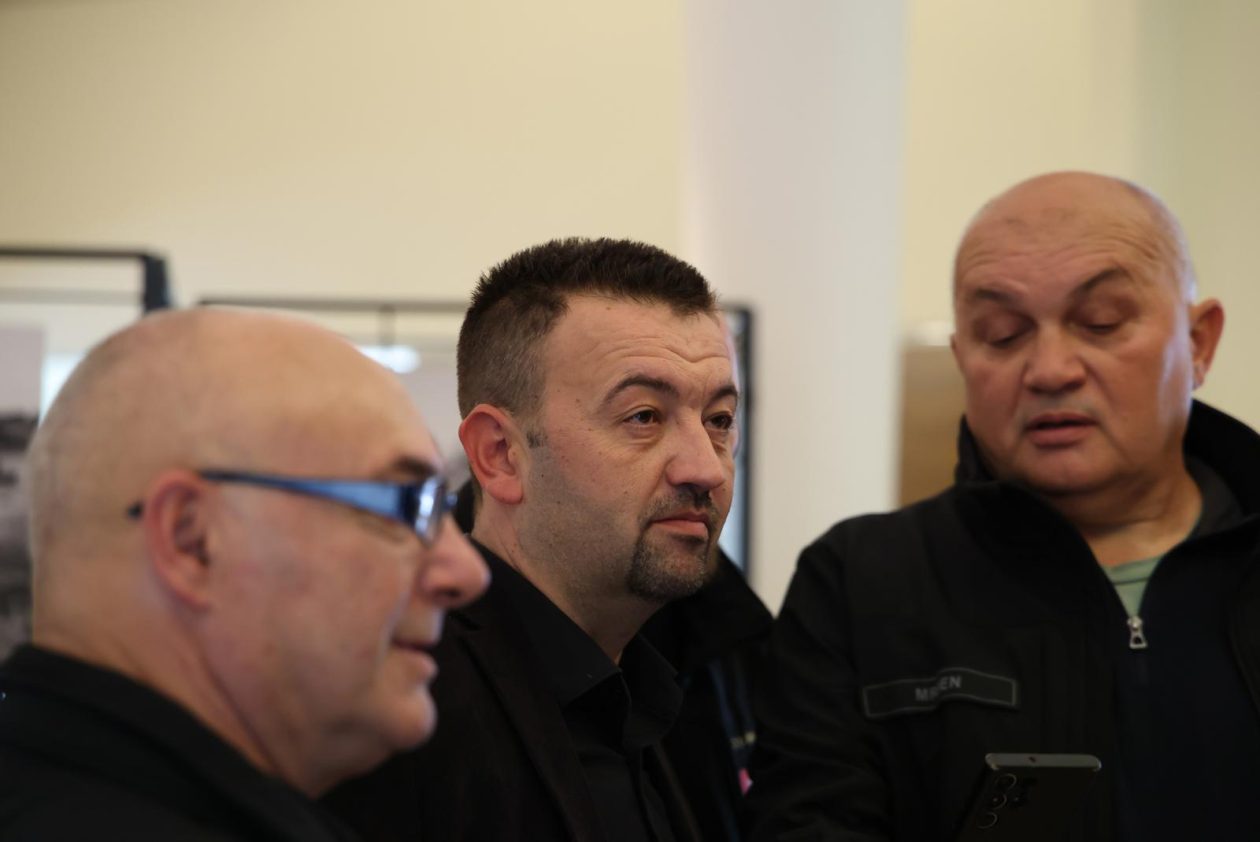 Vukovar: Otvorenje multimedijalne izložbe ratne fotografije “Vukovar 91”