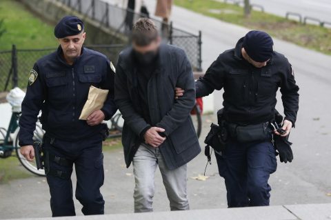 Osijek: Privođenje osumnjičenog zdravstvenog djelatnika kod istražnog sudca.