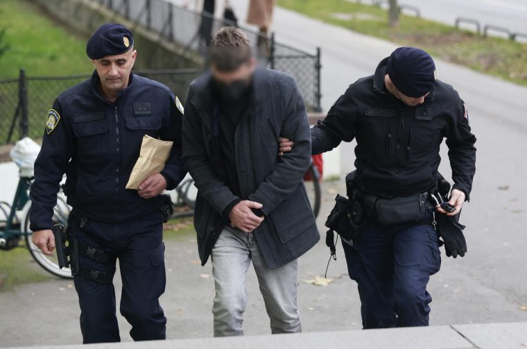 Osijek: Privođenje osumnjičenog zdravstvenog djelatnika kod istražnog sudca.