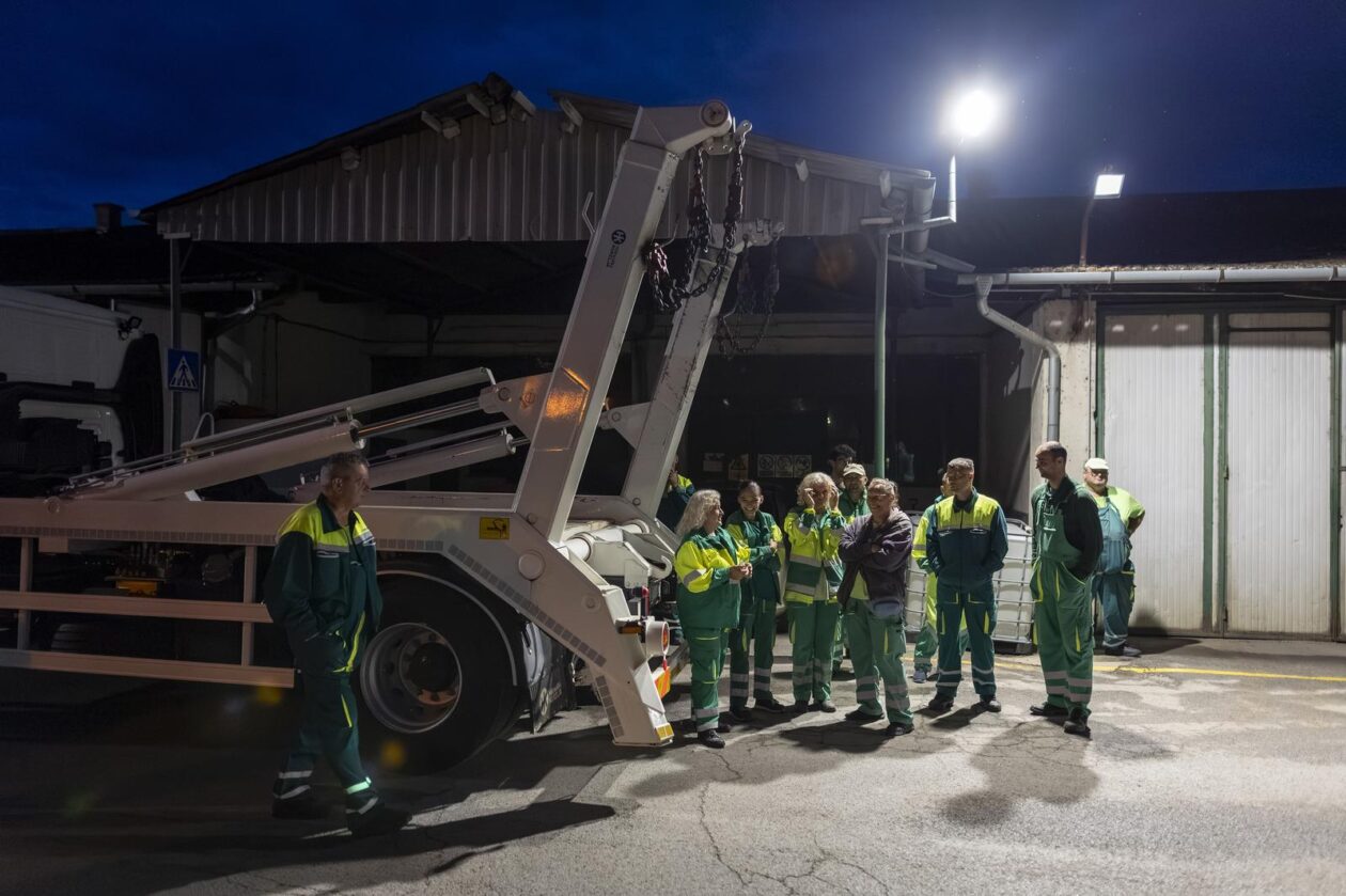 Gradonačelnik obišao radnike Unikoma Gradonačelnik obišao radnike Unikoma