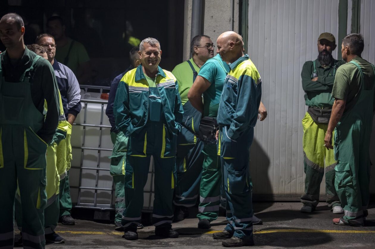 Gradonačelnik obišao radnike Unikoma Gradonačelnik obišao radnike Unikoma