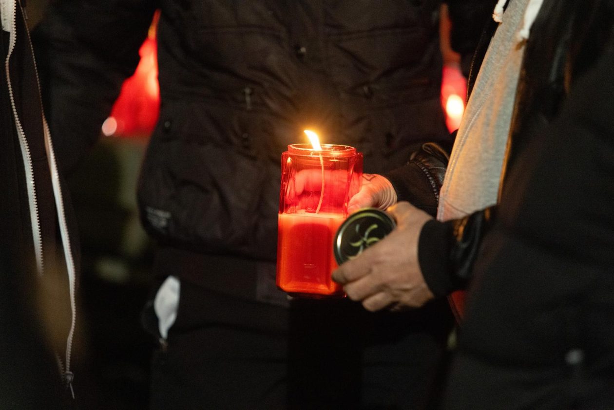 Paljenje svijeća u Vukovarskoj ulici 2025. Paljenje svijeća u Vukovarskoj ulici 2025.