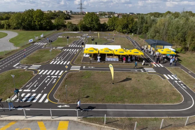 PXL_180924_120778070