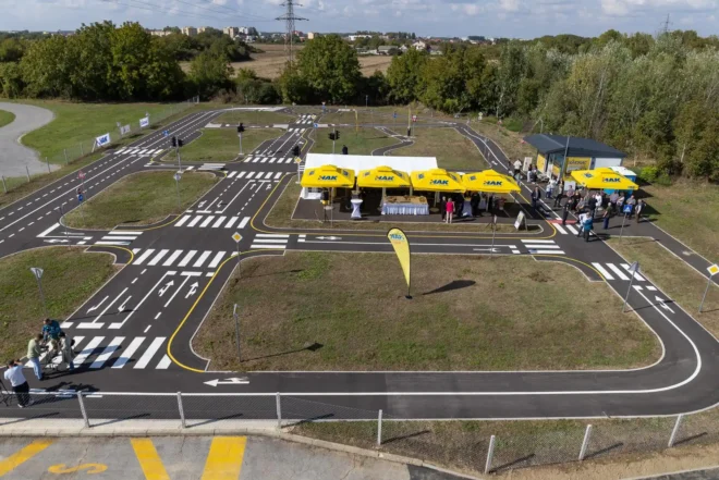 PXL_180924_120778071