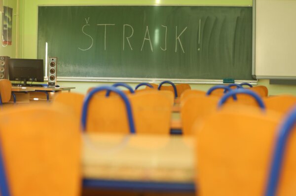 štrajk u školama