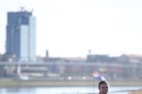 Osijek: Osječani pronašli osvježenje kupanjem na Dravi