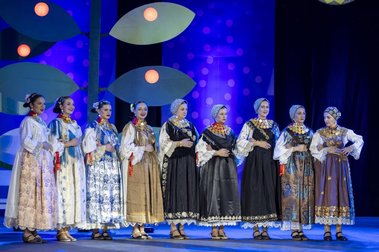 Vinkovci: 60. Vinkovačke jeseni pod sloganom “Jesen rumeni jabuka”